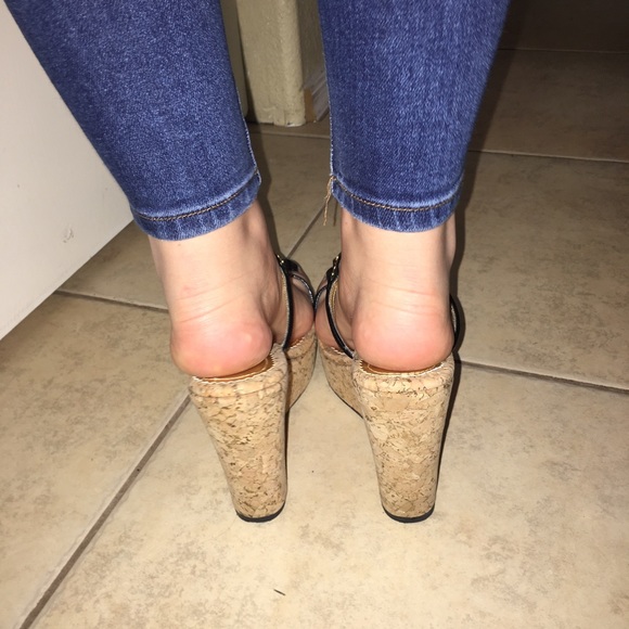 Colin Stuart Wedges - Picture 4 of 4